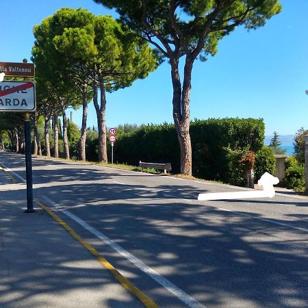 Casa Amigo Bed and Breakfast Padenghe sul Garda Buitenkant foto