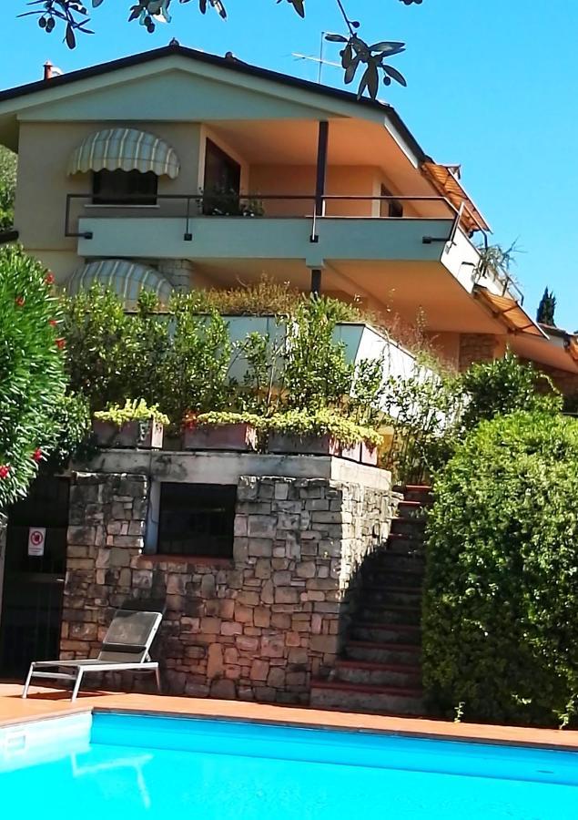 Casa Amigo Bed and Breakfast Padenghe sul Garda Buitenkant foto