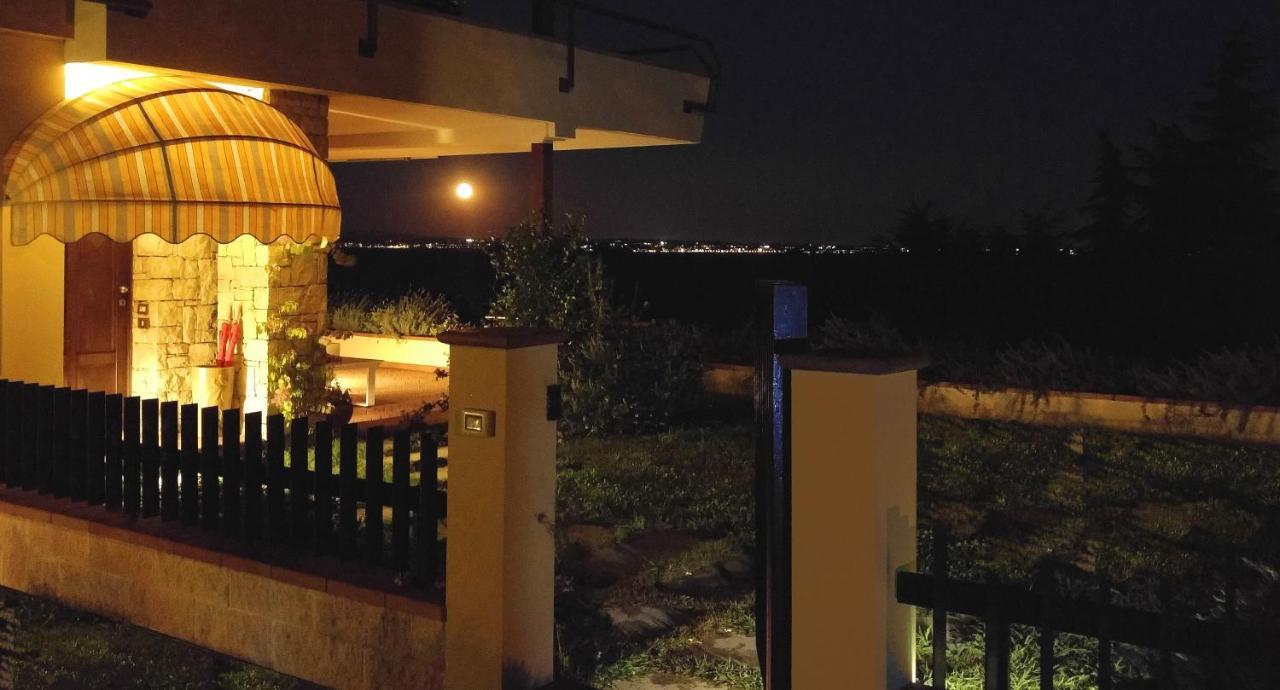 Casa Amigo Bed and Breakfast Padenghe sul Garda Buitenkant foto